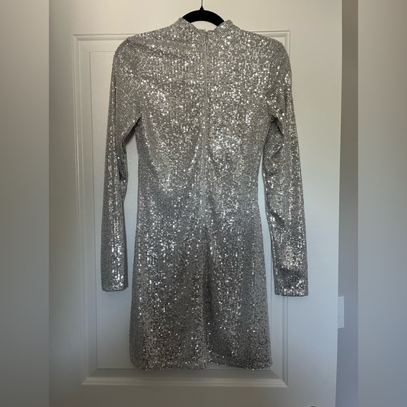 Abercrombie long sleeve sequin dress size small - Picture 3 of 3